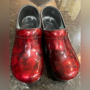 Dansko red pearl clogs size 40 (women 10)